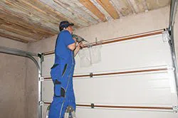 Expert Garage Doors Service St Petersburg, FL 727-351-0005 - installation-side